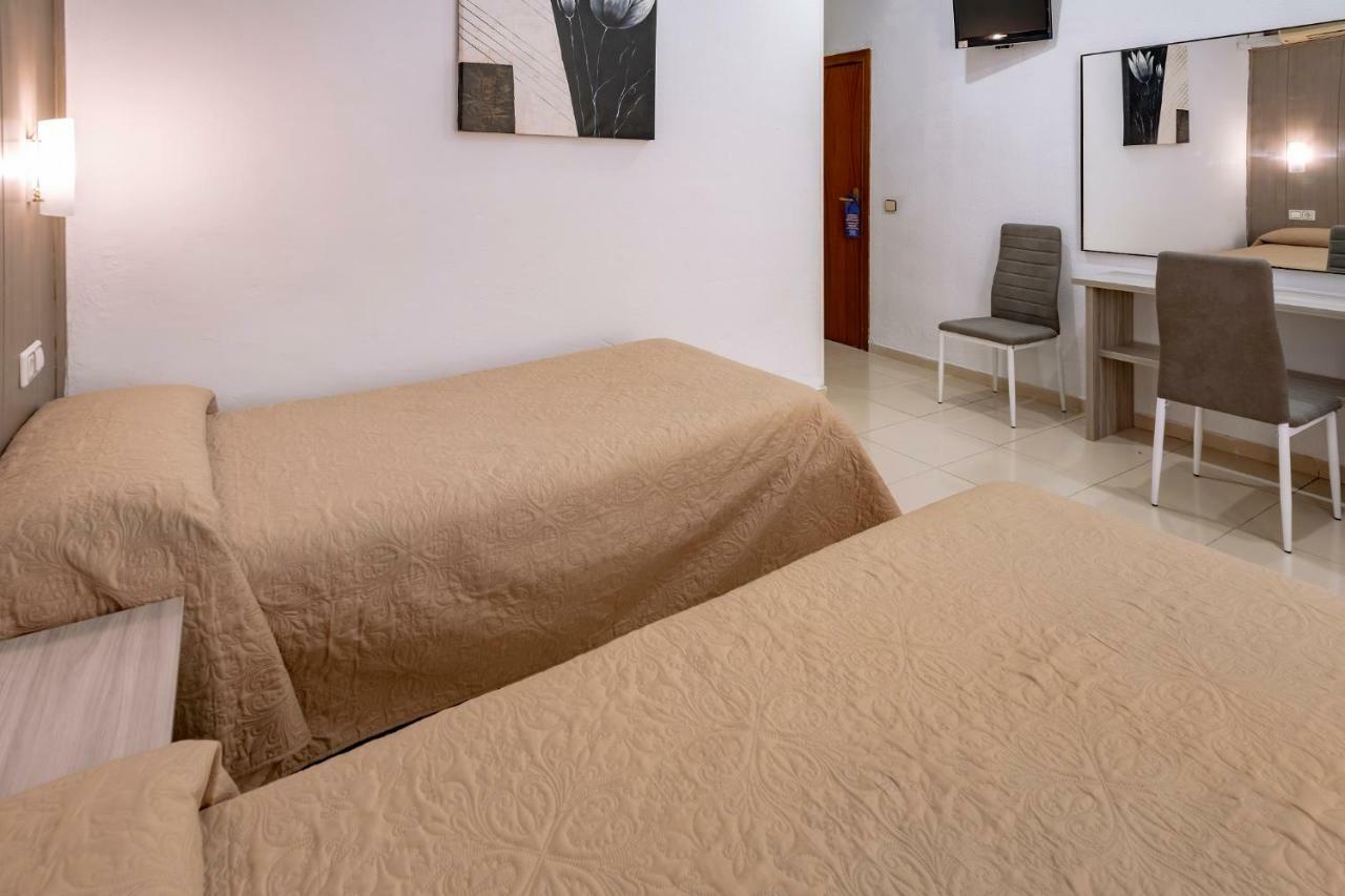 Hotel Niza Salou Esterno foto
